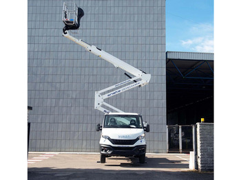 Novu Vazdušna platforma montirana na kamion Oil & Steel Snake 2010 HE PLUS Sobre IVECO 35S14 Distancia entre ejes 3750 mm: slika 2 Novu Vazdušna platforma montirana na kamion Oil & Steel Snake 2010 HE PLUS Sobre IVECO 35S14 Distancia entre ejes 3750 mm: slika 2