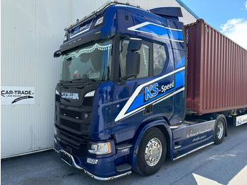 Tegljač SCANIA