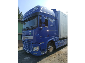 Tegljač DAF XF 106 460
