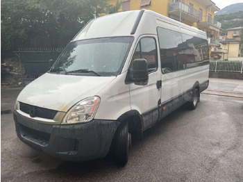 Minibus, Putnički kombi Iveco Daily: slika 4