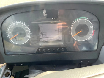 Zglobni autobus Mercedes-Benz Conecto: slika 3