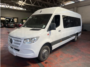 Minibus, Putnički kombi Mercedes-Benz Sprinter: slika 4