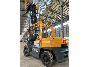 Dizel viljuškar TCM fd50 japan brand original 5 ton diesel forklift 3 section 4.5m Customizable mast clamp side shift: slika 4 Dizel viljuškar TCM fd50 japan brand original 5 ton diesel forklift 3 section 4.5m Customizable mast clamp side shift: slika 4