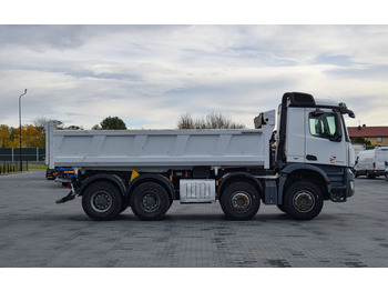 Istovarivač Mercedes-Benz AROCS 3243 / 8x4 / EURO 6 / WYWROTKA / MELLER KIPPER / HYDROBURTA / AUTOMAT / SERWISOWANY / SPROWADZONY: slika 4 Istovarivač Mercedes-Benz AROCS 3243 / 8x4 / EURO 6 / WYWROTKA / MELLER KIPPER / HYDROBURTA / AUTOMAT / SERWISOWANY / SPROWADZONY: slika 4
