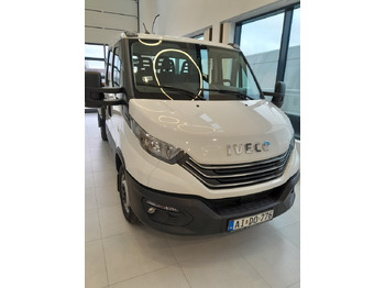 Dostavno vozilo s ravnom platformom IVECO Daily