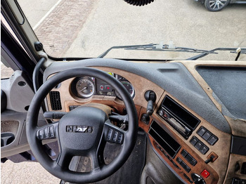 Interior photo 1: Tegljač DAF XF 440 FT