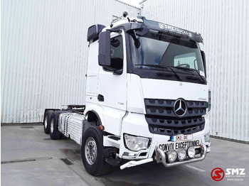 Tegljač MERCEDES-BENZ Arocs 3351