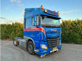 Tegljač DAF XF 460