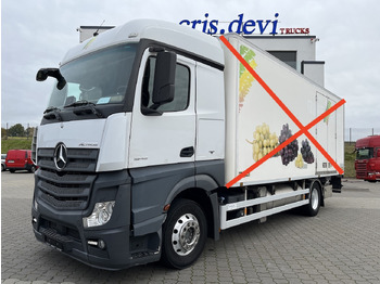 Kamion sa golom šasijom i zatvorenom kabinom MERCEDES-BENZ