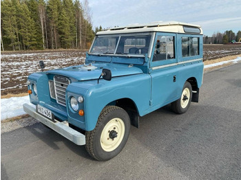 Automobil LAND ROVER