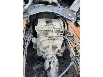 Kamion sa golom šasijom i zatvorenom kabinom Volvo FH13: slika 5 Kamion sa golom šasijom i zatvorenom kabinom Volvo FH13: slika 5