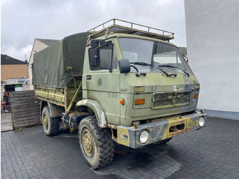 Dostavno vozilo sa ceradom MAN