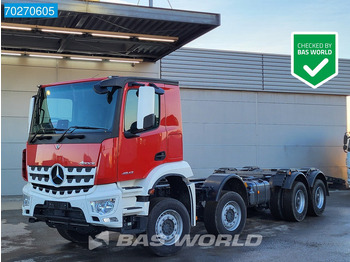 Kamion sa golom šasijom i zatvorenom kabinom MERCEDES-BENZ Arocs