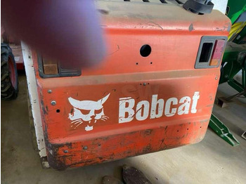 Lizing Bobcat Mini Chargeur - Chargeur Compact < 7 tonnes T140 Bobcat Mini Chargeur - Chargeur Compact < 7 tonnes T140: slika 3 Lizing Bobcat Mini Chargeur - Chargeur Compact < 7 tonnes T140 Bobcat Mini Chargeur - Chargeur Compact < 7 tonnes T140: slika 3
