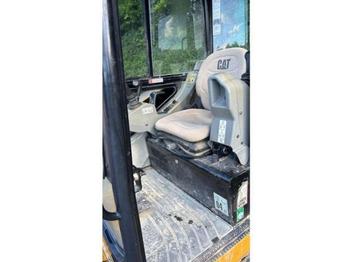 Mini bager Caterpillar 302.5C: slika 4