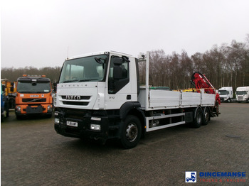 Kamion sa dizalicom IVECO