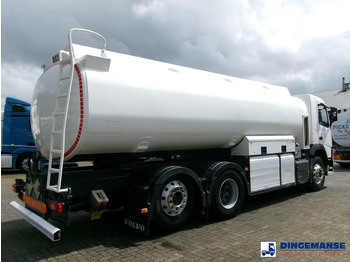 Kamion cisterna Volvo FM 380 6X2 fuel tank 20.6 m3 / 4 comp: slika 3 Kamion cisterna Volvo FM 380 6X2 fuel tank 20.6 m3 / 4 comp: slika 3