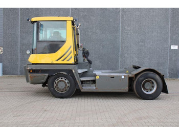 Terminalni traktor TERBERG