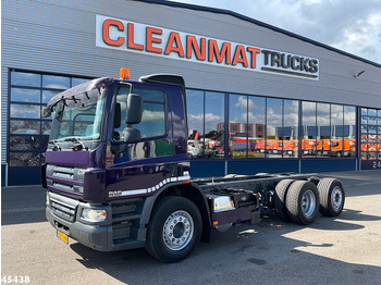 Kamion sa golom šasijom i zatvorenom kabinom DAF CF 75 250