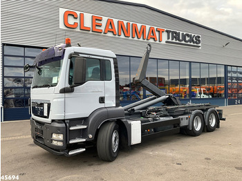 Kamion sa hidrauličnom kukom MAN TGS 26.440