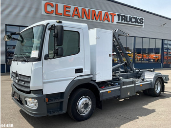 Kamion sa hidrauličnom kukom MERCEDES-BENZ Atego 1218