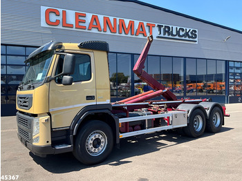 Kamion sa hidrauličnom kukom VOLVO FM 410