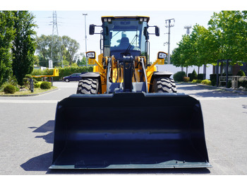 Utovarivač točkaš HYUNDAI HL940A articulated loader / year 2021 / weight 13.5t year of production 2021: slika 5 Utovarivač točkaš HYUNDAI HL940A articulated loader / year 2021 / weight 13.5t year of production 2021: slika 5