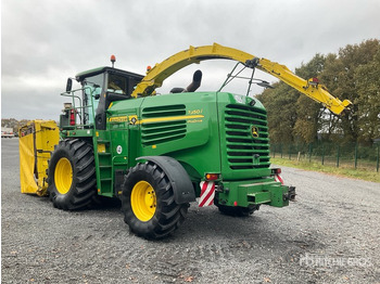 Kombajn za stočnu hranu 2009 John Deere 7350i ProDrive 4WD Forage Harvester: slika 3