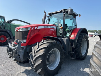 Traktor MASSEY FERGUSON 8670