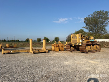 Mašina za polaganje cevi CATERPILLAR