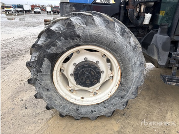 Traktor 2004 New Holland TD90D 4WD Tractor: slika 4