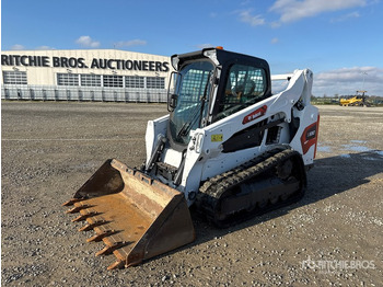 Kompaktni utovarivač guseničar BOBCAT T590