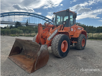 Utovarivač točkaš DOOSAN DL200