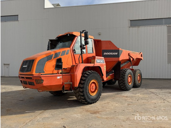 Zglobni kiper DOOSAN DA30