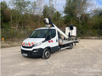 Vazdušna platforma montirana na kamion IVECO Daily