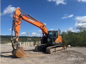 Bager guseničar DOOSAN DX235