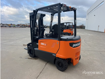 Električni viljuškar 2023 Doosan B35X-7 PLUS 3500 kg Chariot Elevateur Elect ... Electric Forklift: slika 4 Električni viljuškar 2023 Doosan B35X-7 PLUS 3500 kg Chariot Elevateur Elect ... Electric Forklift: slika 4