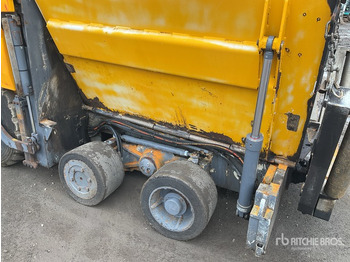 Asfaltni finišer 2015 Vogele Super 1303-3i Wheel Asphalt Paver: slika 5 Asfaltni finišer 2015 Vogele Super 1303-3i Wheel Asphalt Paver: slika 5