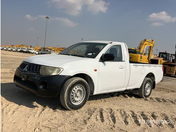 Pikap MITSUBISHI L200