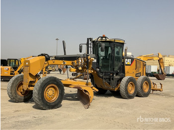 Grejder CATERPILLAR 140M
