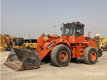 Utovarivač točkaš DOOSAN DL503