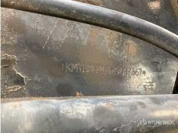 Zglobni kiper KOMATSU HM400