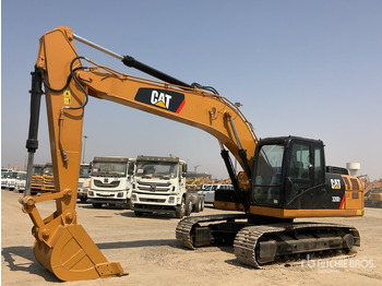 Bager guseničar CATERPILLAR 320D2