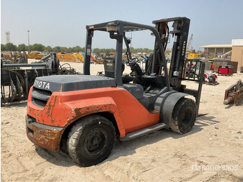 Dizel viljuškar Toyota 8FD70U: slika 4 Dizel viljuškar Toyota 8FD70U: slika 4