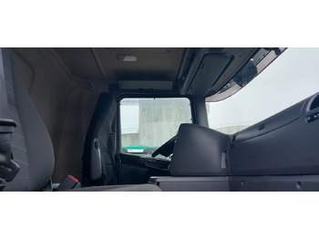 Kamion cisterna SCANIA G400: slika 3