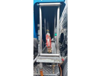 Kamion cisterna SCANIA G400: slika 2