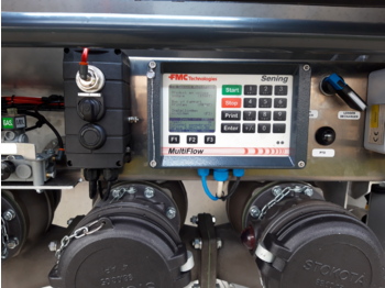 Kamion cisterna VOLVO FM: slika 3