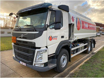 Kamion cisterna VOLVO FM