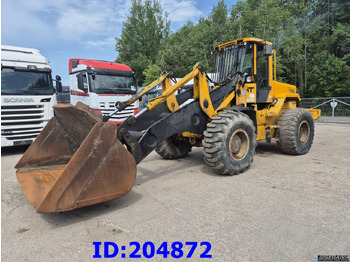 Utovarivač točkaš JCB 436