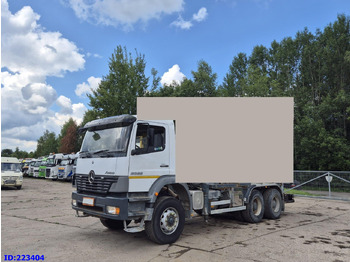 Kamion sa golom šasijom i zatvorenom kabinom MERCEDES-BENZ Atego 2628